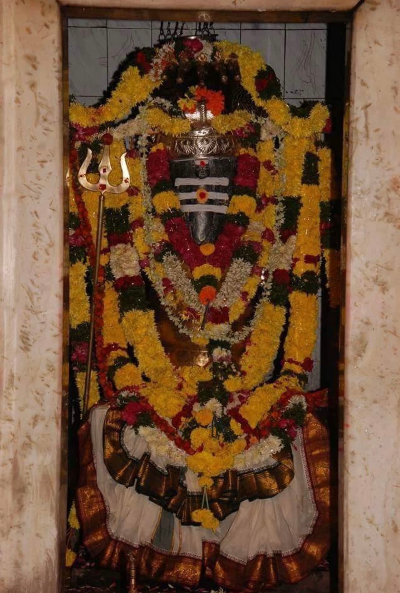 Sri Maha Panchamukheswara Swamy — the Panchamukha Linga